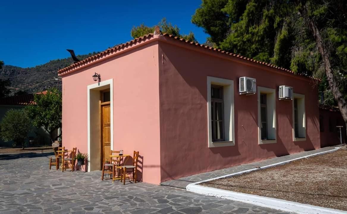 Arsinoe - Cosy Guesthouse- Methana Exterior photo